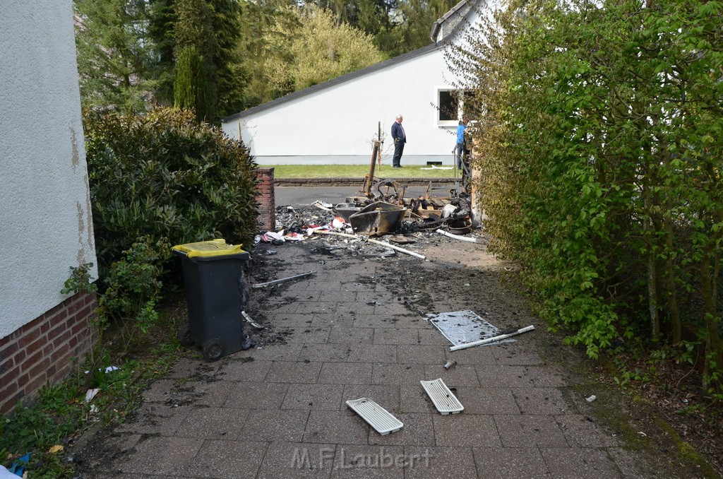 Wohnmobilbrand Koeln Rath Walhallstr P089.JPG - Miklos Laubert